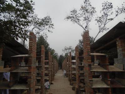 正在擴(kuò)建中的兔場(chǎng)